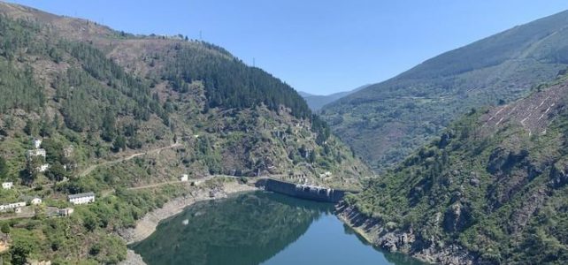 Excursión a Salime: Central Hidroeléctrica y Museo Pepe el Ferreiro